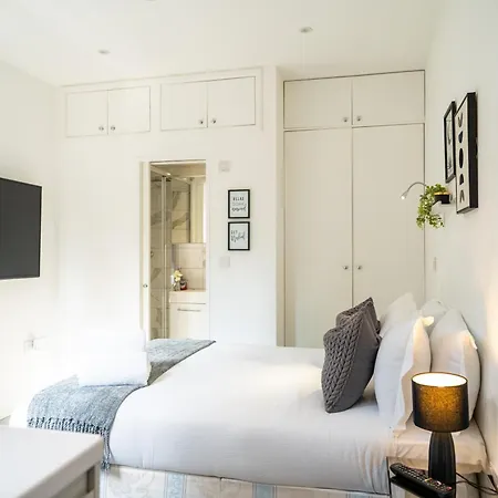 Apartment Tranquil Retreat In *