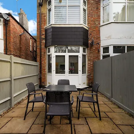 Tranquil Retreat In Apartment Harrow