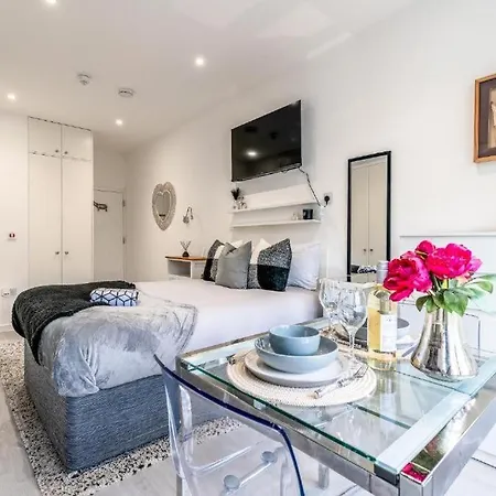 Apartment Tranquil Retreat In *