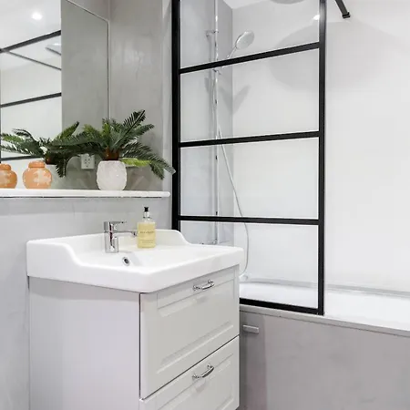 Shoreditch 2 Bed Flat By Basetogo