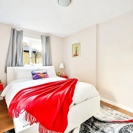 Spacious Bright 2-3 Bed Flat In Fulham By The Thames Apartment