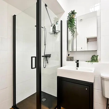 Apartment Spacious Bright 2-3 Bed Flat In Fulham By The Thames