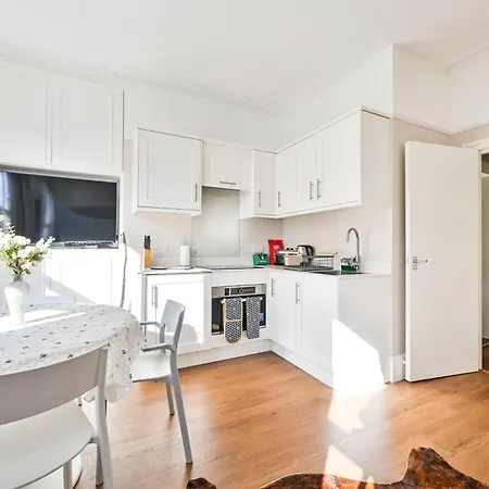 Spacious Bright 2-3 Bed Flat In Fulham By The Thames Apartment London