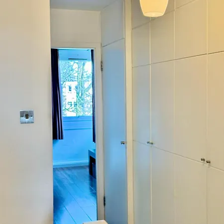 شقة Sleek & Bright Balcony Flat Perfect Escape *