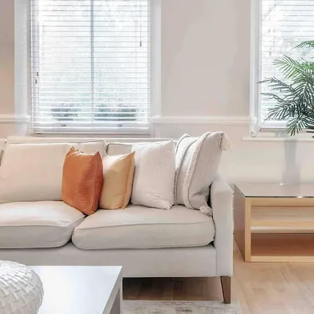 Apartment Cosy 2-bed In Earls Court