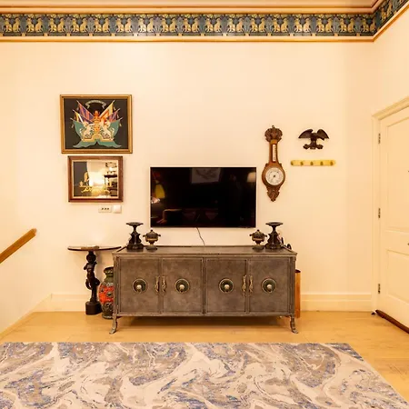 Large 4-bed 8-guests W Patio 1841 House Paddington * 伦敦