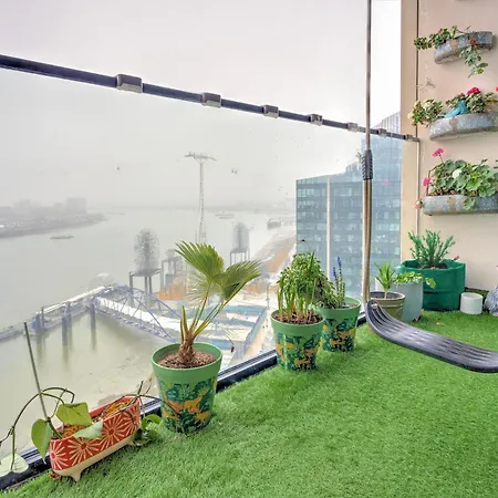 Trendy 3-bed, 2-bath - O2 Escape - Your Ideal Apartment London