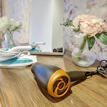 Trendy 3-bed, 2-bath - O2 Escape - Your Ideal Apartment