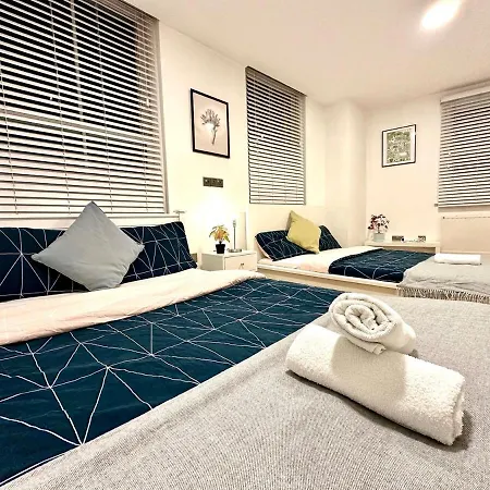 Apartment Deluxe Entire Flat In Centre *