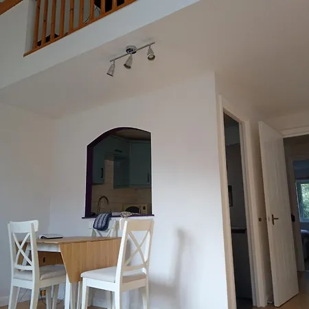 2-bedroom Split-level Flat With Character *