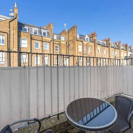 Charming Georgian 2bed In Pimlico Londen