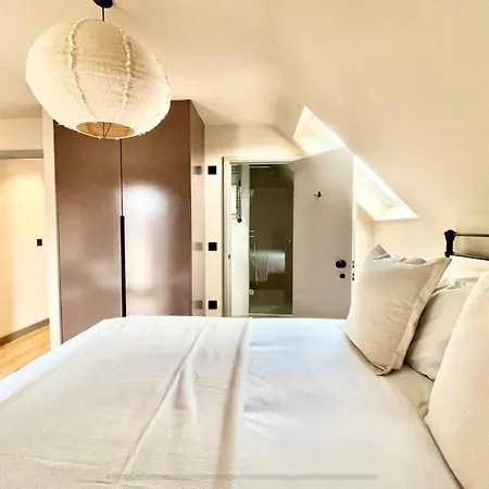 Stadium Area Maisonette, By Edens *