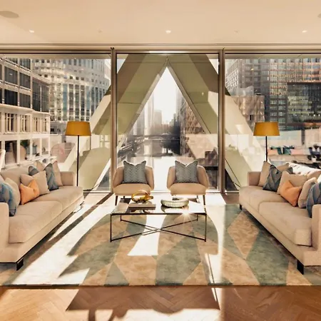 Canary Wharf - Newfoundland Luxury Apartment