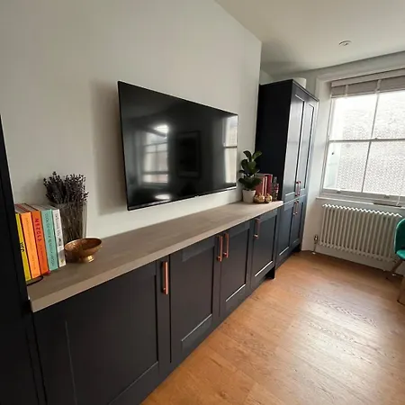 Fitzrovia Flat Apartment