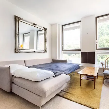 Frampton Park Road, Hackney Apartment London