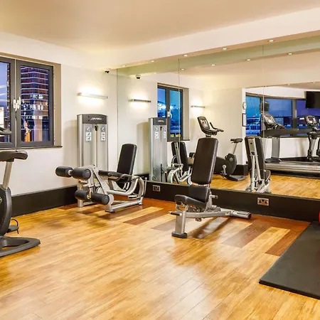 Novotel Bridge Ξενοδοχείο 4*