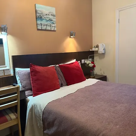 Albro House Hotel 2*