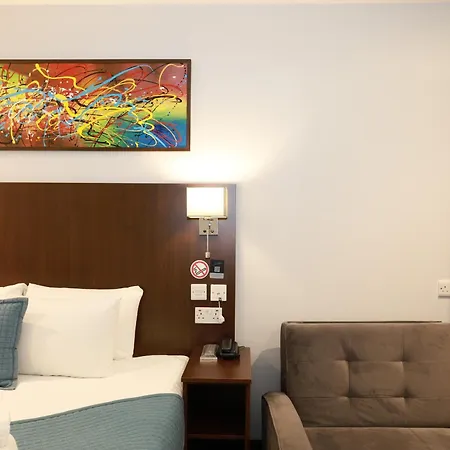 Hotel Airport 3*