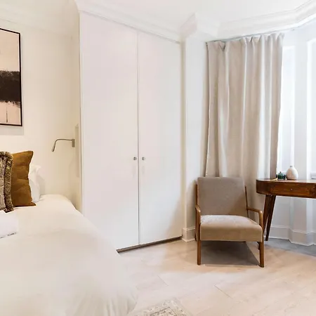 Madestays Premium South Kensington Serviced Apartment