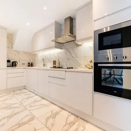 Madestays Premium South Kensington Serviced