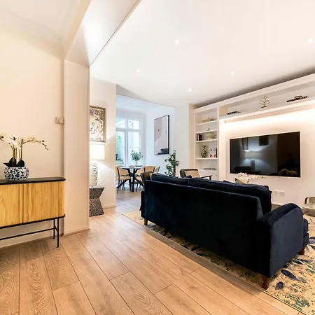 Madestays Premium South Kensington Serviced London