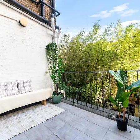 Madestays Premium South Kensington Serviced