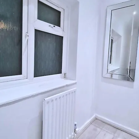 Apartman Modern Penge East