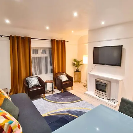 Modern Penge East Apartman London