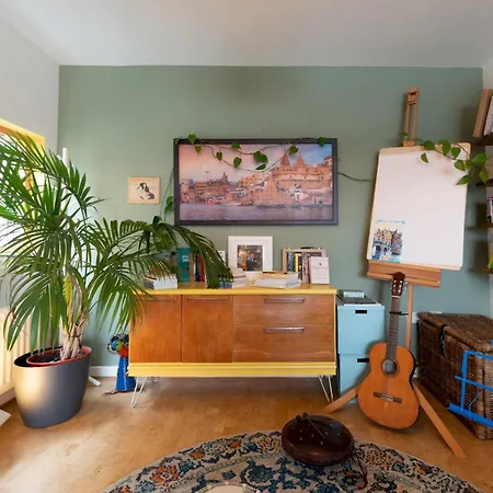 Pass The Keys Stylish Cosy - A Design Lover's Dream London