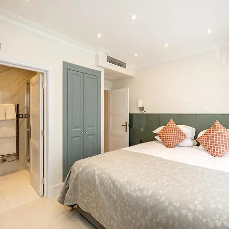 Fountain House 5* London