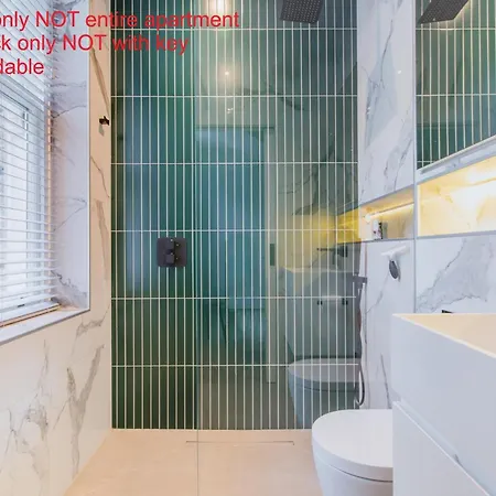 Modern & At Charing Cross Appartement