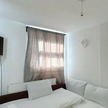 Bed & Breakfast Twenty One London