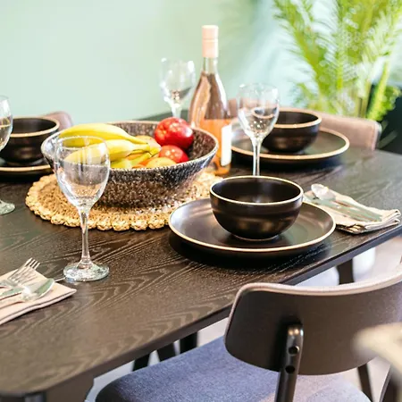 Hive - East Apartment London