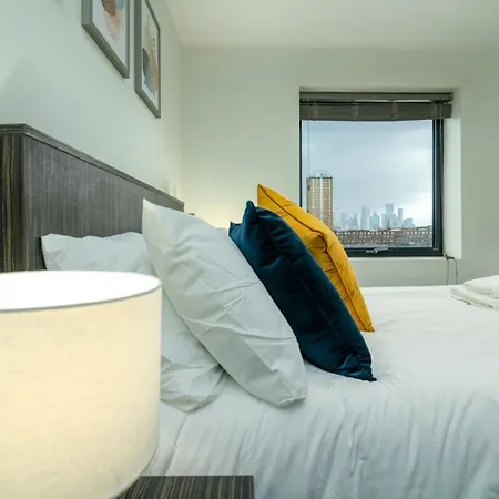 Apartment Hive - East *