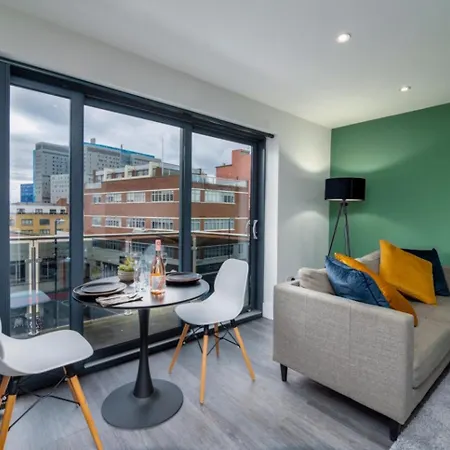 Apartment Hive - East London
