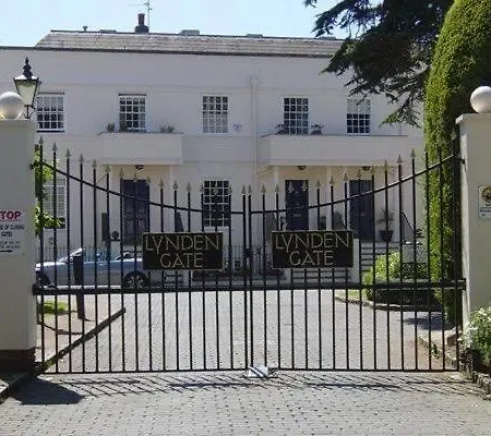 Regency Town House * ロンドン