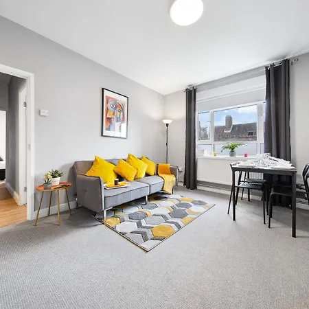 Apartment White Retreat - 2 Bedroom Flat Next To Loftus Road *