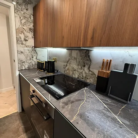 Apartment Hyde Park