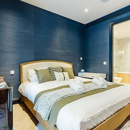 3-bed Duplex W Garden 3min To Holland Park London