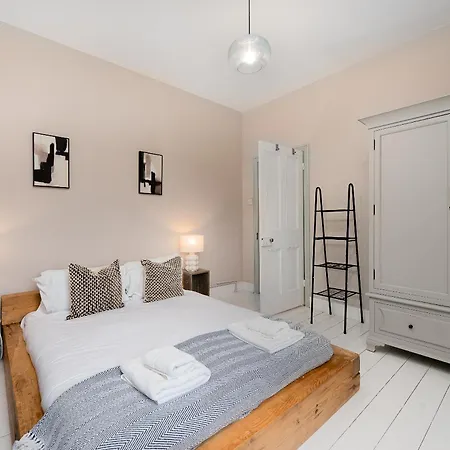 דירה Vesto Three Bedroom Duplex In Clapham *