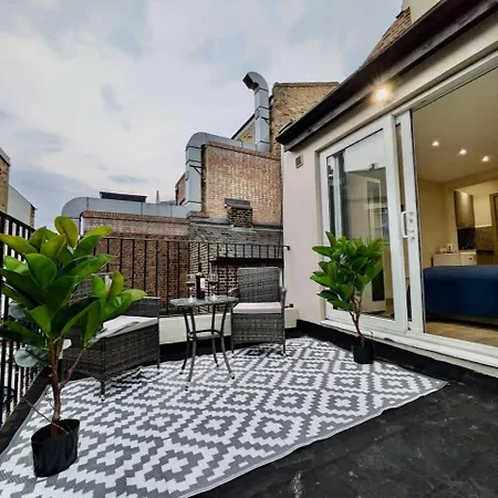 Heart Of Battersea Balcony Fast Wifi Netflix Wd Apartment