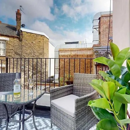 Heart Of Battersea Balcony Fast Wifi Netflix Wd Apartment London