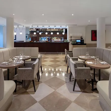 Radisson Blu Hotel, Tottenham Court Road - Formerly Kenilworth Hotel 4*