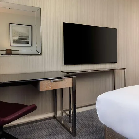 Hilton Angel Islington