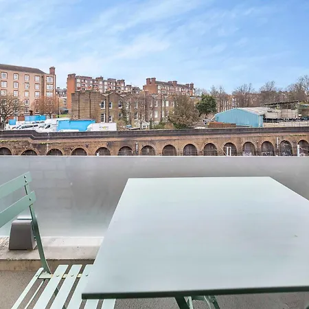 Daire Xylo - Kentish Town