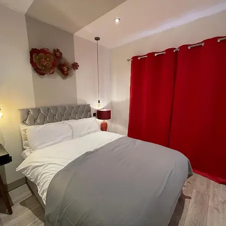 Gasthuis Letzi Private En-suite Near Wembley Londen