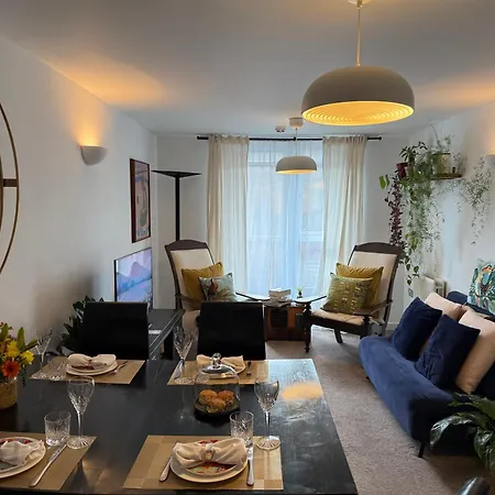 Lombok Near Old Street,islington,angel * London