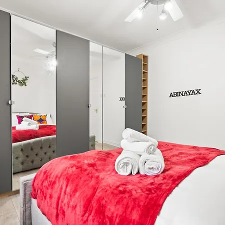 2Br Sleeps 6- 5 Mins To Canary Wharf Free Parking Squid Game Themed Apartment - * London