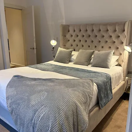 Estatesmen Selfridges Oxford Street Apartment *