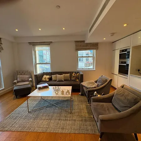 Apartment Estatesmen Selfridges Oxford Street London